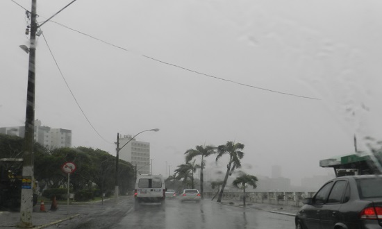 Ceará entra em alerta da Funceme para chuvas intensas