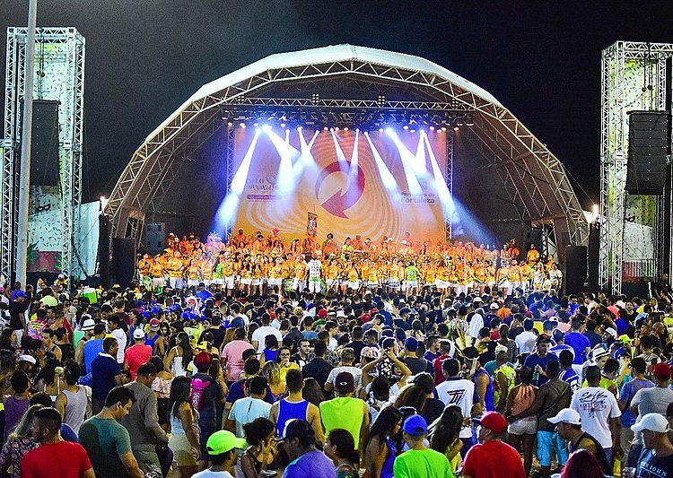 Aracati, Aquiraz e Paracuru lideram gastos com Carnaval no Ceará
