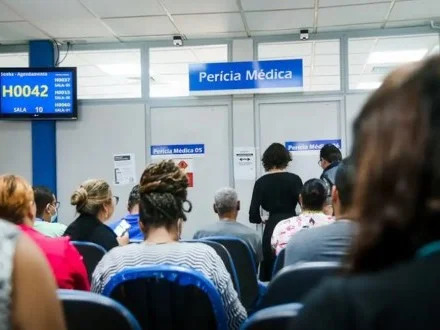 INSS reformula programa para reduzir fila de requerimentos