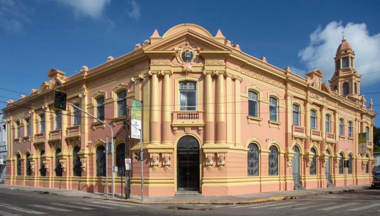 Sefaz-CE encaminha contratação de banca para novo concurso