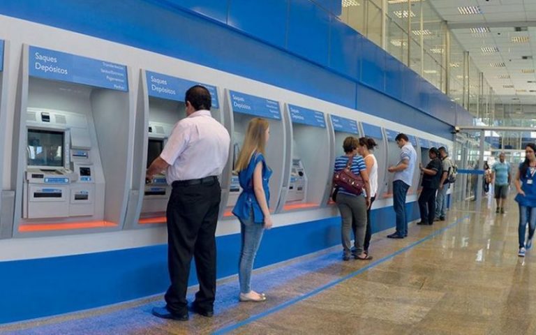 Bancos fecham durante o Carnaval e retomam atendimento na quarta-feira