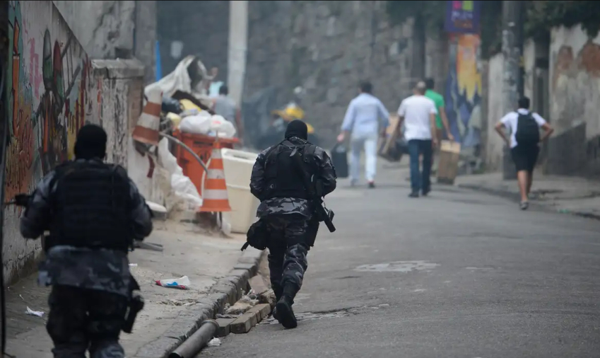 Relatório internacional critica política de segurança e alerta para facções no Brasil