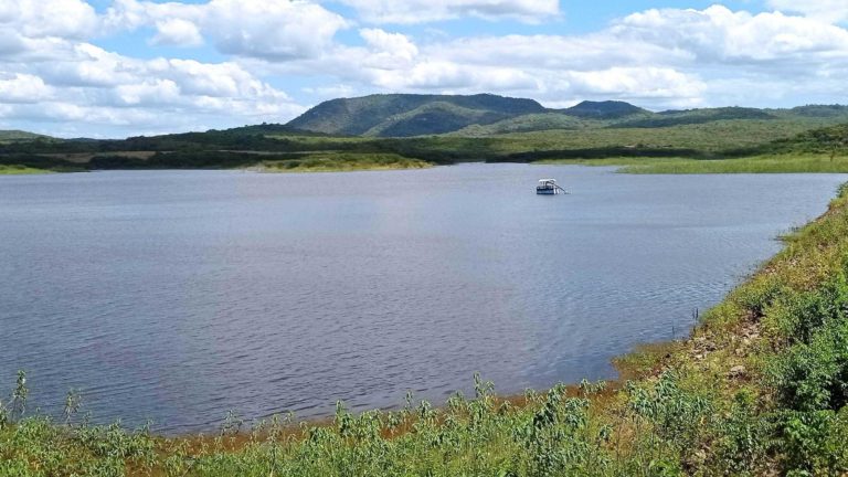 Apesar dos índices positivos nos açudes, o reservatório situado em Nova Russas apresentou um índice preocupante para os técnicos da Cogerh - (Foto: Reprodução/Cogerh)