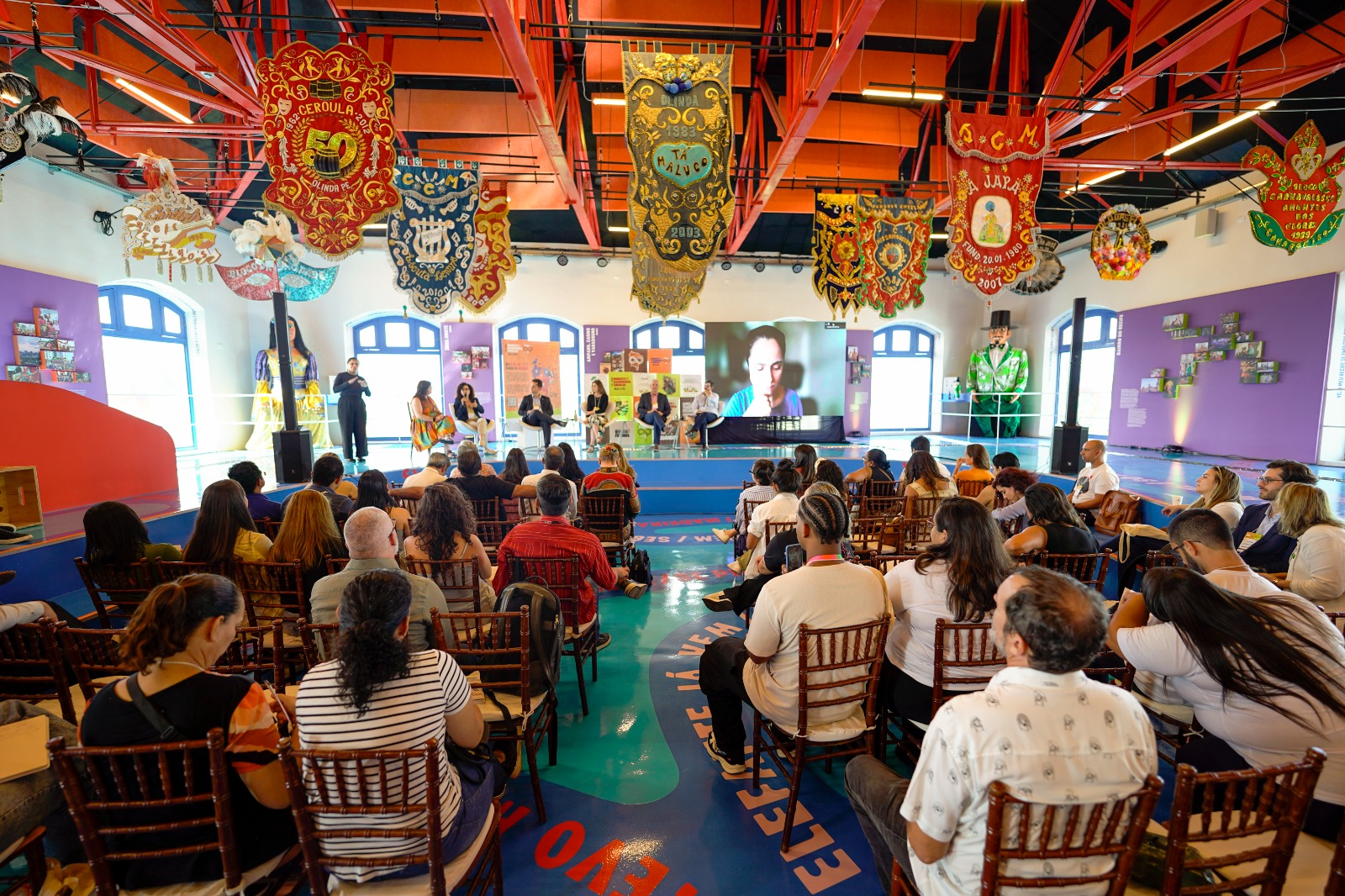 No fórum de economia circular, especialistas de outros países ampliam a troca de conhecimento na construção de soluções eficientes - (Foto: Heudes Régis)