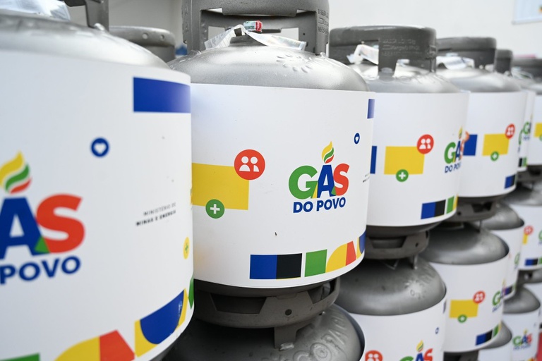 De acordo com dados do Governo Federal, 92% das beneficiadas com o Gás do Povo são mulheres chefes de família - (Foto: Reprodução/Ricardo Botelho)