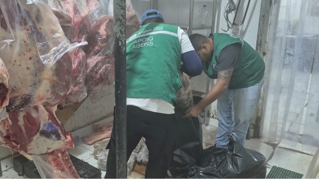 Fiscalização recolhe 500 kg de carnes impróprias para consumo em Fortaleza