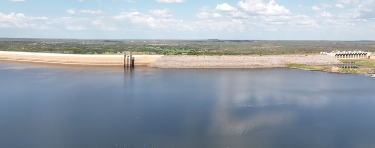 Data center do TikTok e parques eólicos entram em debate no Baixo Jaguaribe