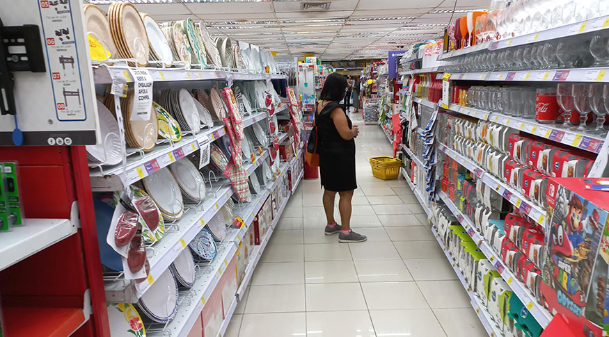 Varejo do Ceará cresce acima da média nacional no início de 2026, aponta IBGE