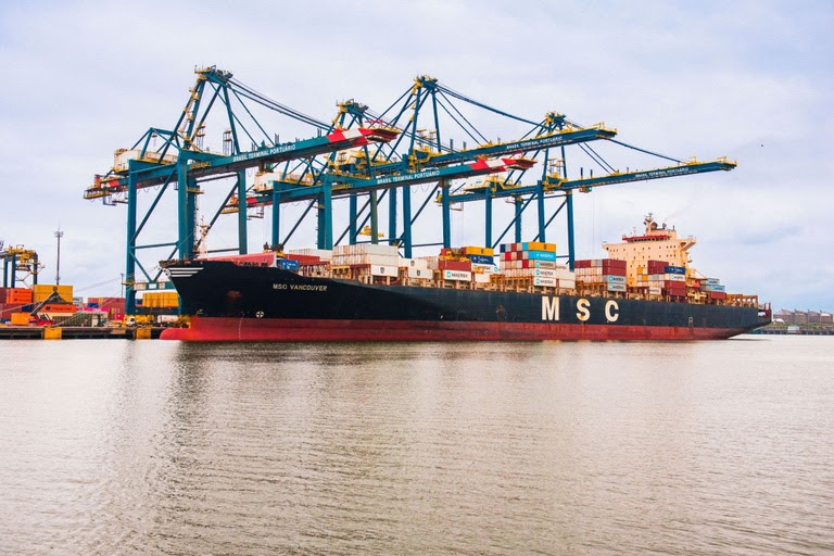 Medida do governo amplia redução de impostos e inclui quase mil produtos