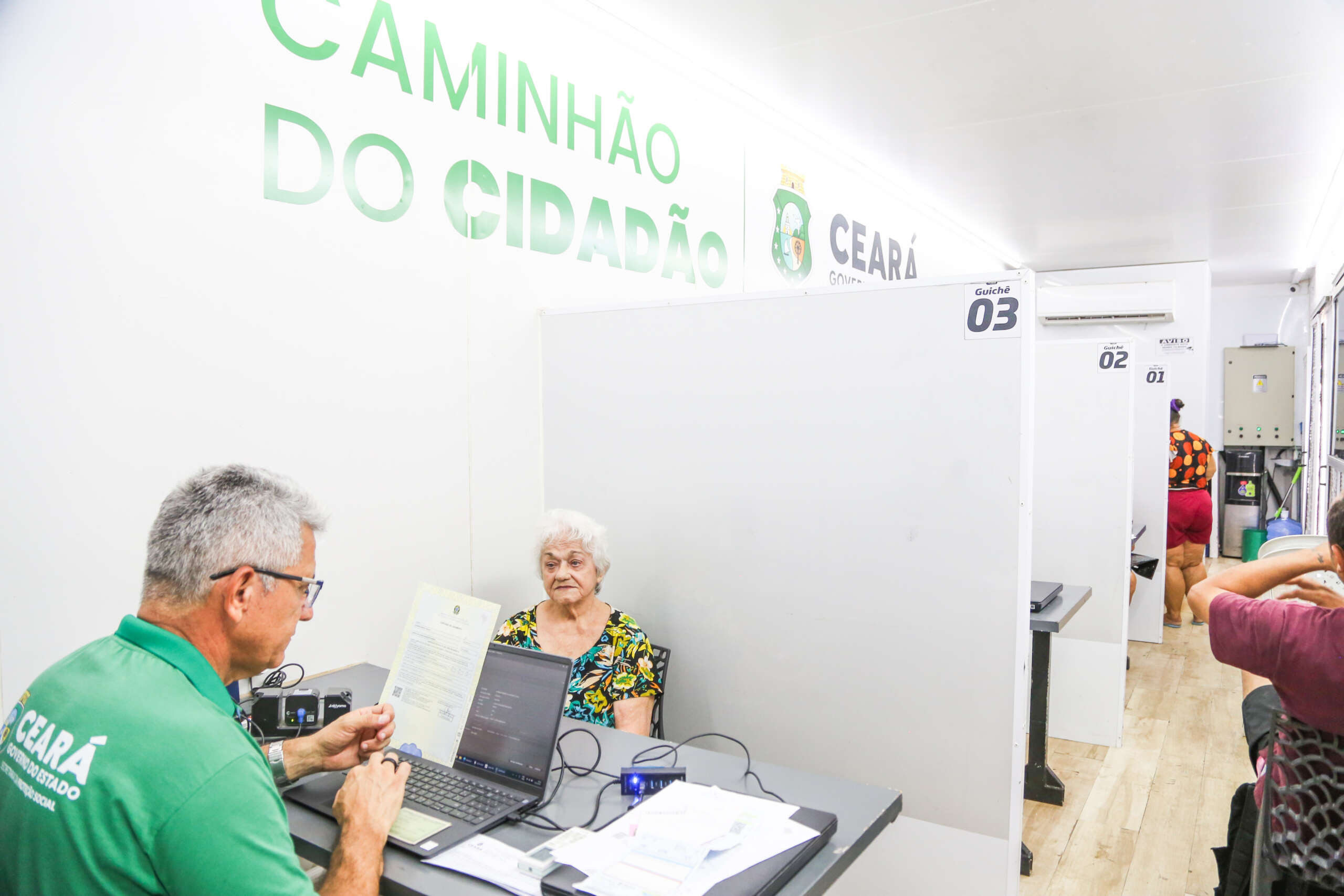 Serviços de emissão de documentos chegam a Fortaleza e interior do Ceará