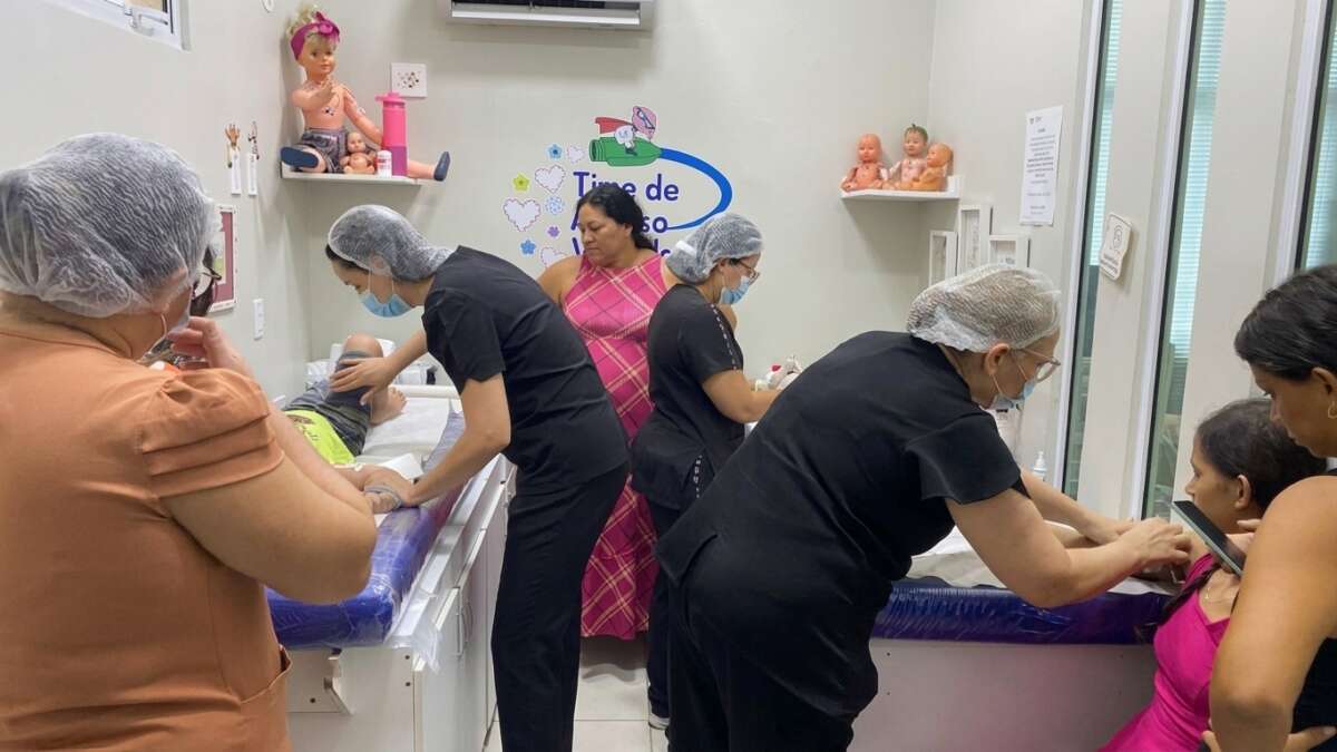 Segundo o relato das mães das crianças, o uso da tecnologia tem modernizado o tratamento e trazido mais conforto para os pacientes - (Foto: Reprodução)