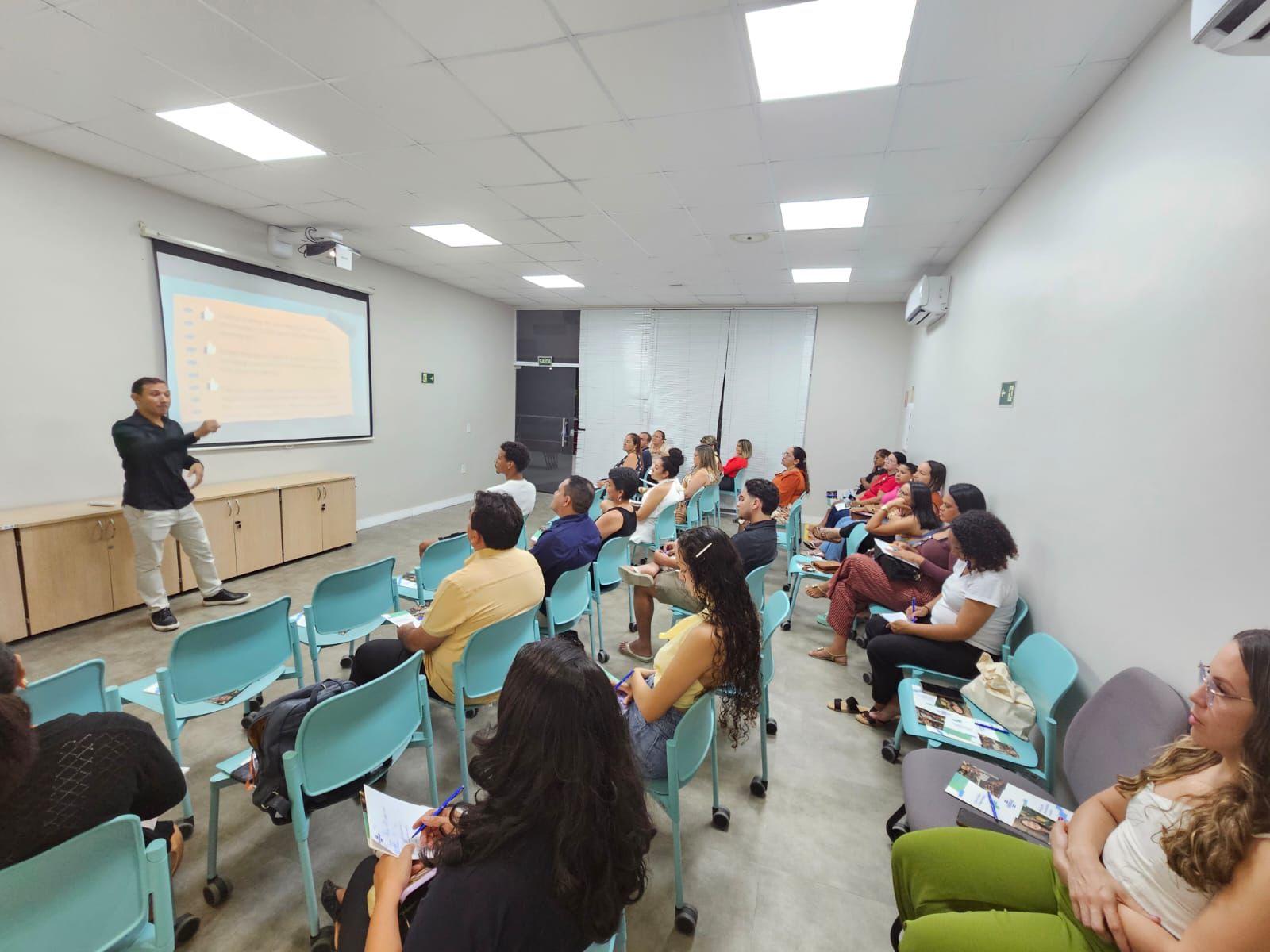 Sebrae/CE lança agenda de cursos gratuitos para empresários e gestores