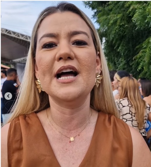 A vereadora de Cruz afirmou que está prestes a renunciar o mandato diante das práticas recorrentes do colega parlamentar - (Foto: Reprodução)