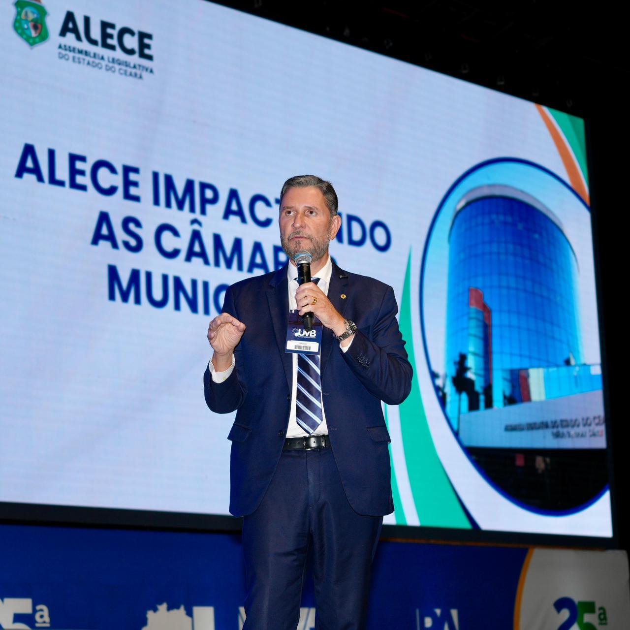 Ceará puxa debate sobre integração legislativa no segundo dia da Marcha Legislativa
