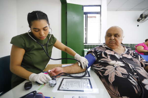 Pressão alta: falhas no tratamento aumentam risco de AVC e infarto
