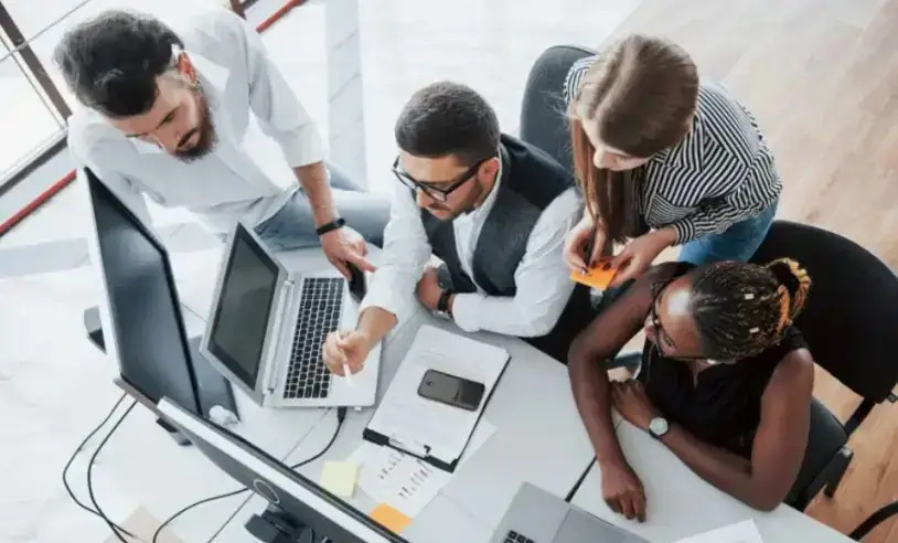 Networking em eventos de tecnologia impulsiona startups e pequenos negócios