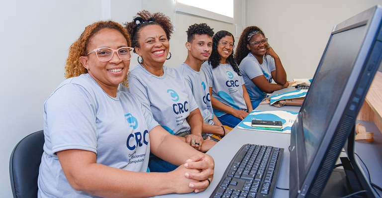 Os cursos gratuitos do "Computadores para Inclusão" já beneficiou mais de 80 mil pessoas em todo o Brasil - (Foto: Kayo Sousa)