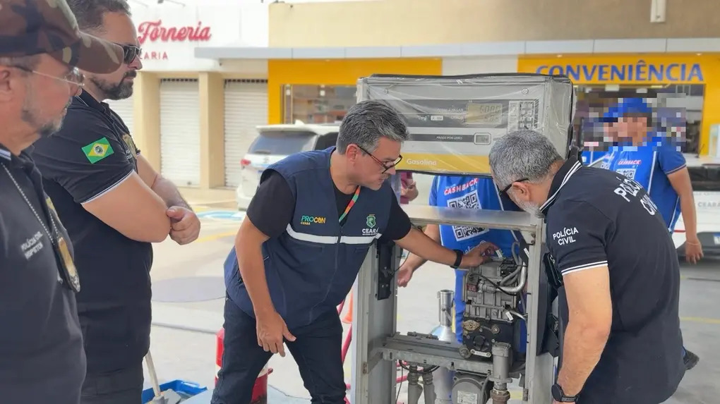 Procon autua postos por preços abusivos durante operação em Itapipoca
