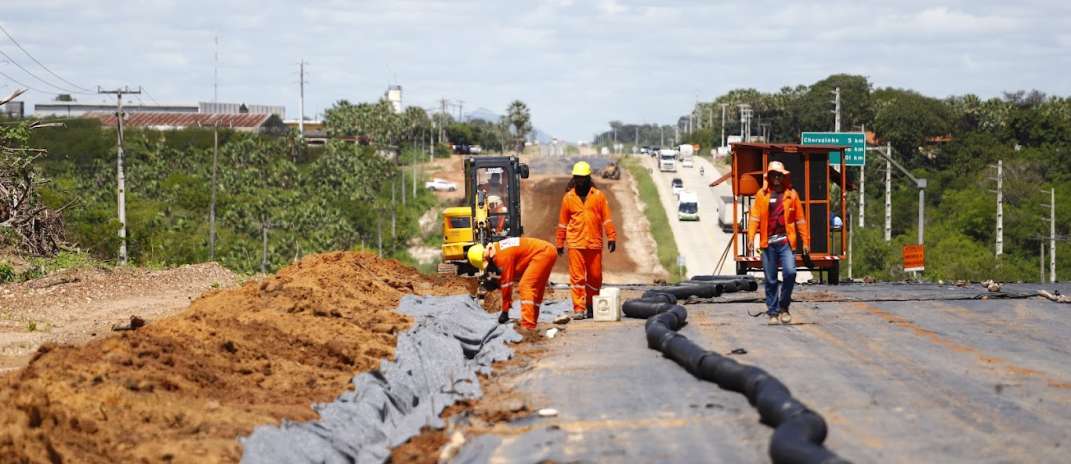 Duplicação da BR-116 no Ceará avança com 20�s obras concluídas
