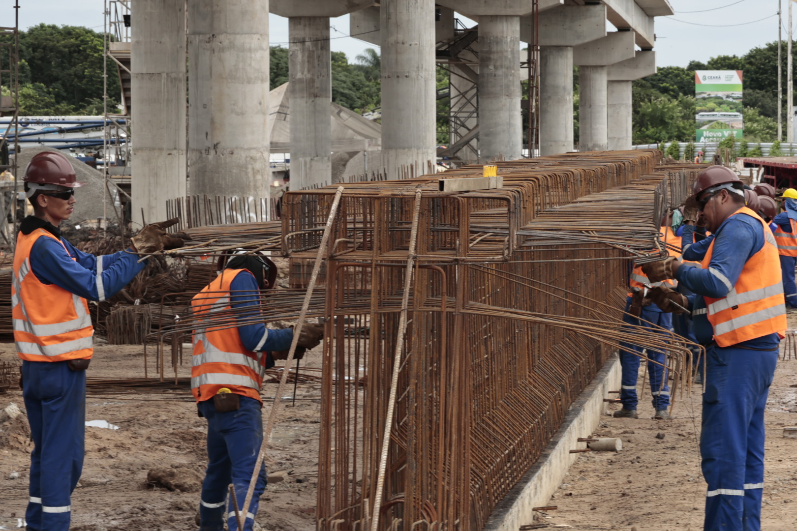 Obras do VLT Aeroporto-Castelão avançam com investimentos de R$ 180 milhões 