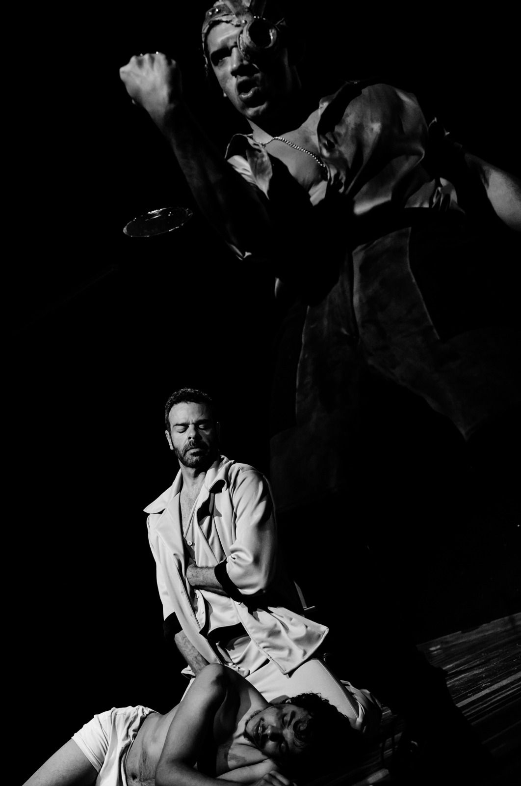 Teatro Morro do Ouro recebe “Sucursal do Inferno” nos dias 21, 22 e 23 de maio