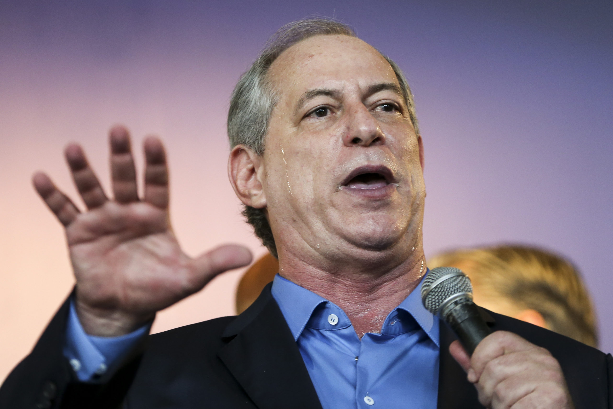 Ciro Gomes descarta candidatura à Presidência e deve disputar governo do Ceará