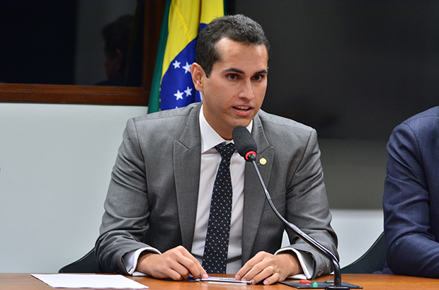 Relator prevê avanço do voto distrital misto no Congresso até junho