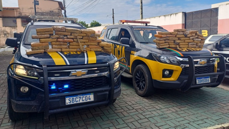 PRF e PM apreendem mais de 67 kg de skunk em caminhão em Caucaia