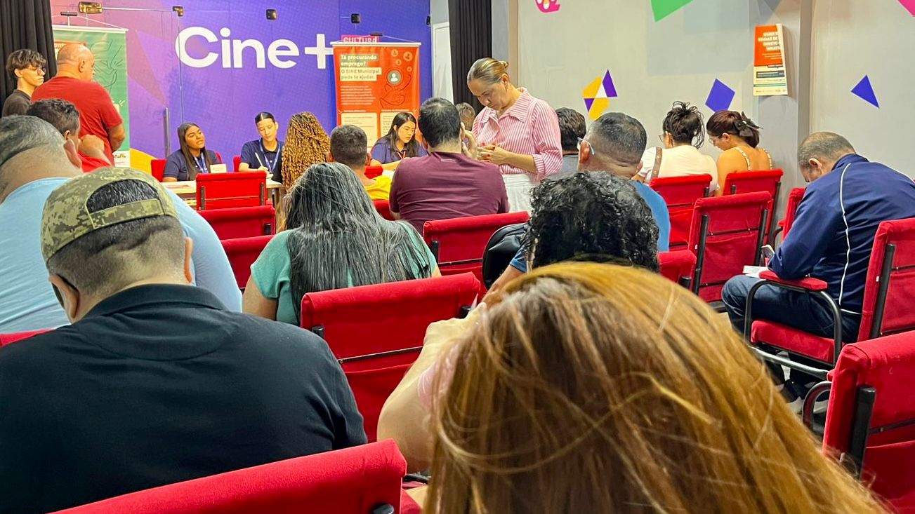 Fortaleza registra alta no emprego formal e amplia debate sobre PCDs