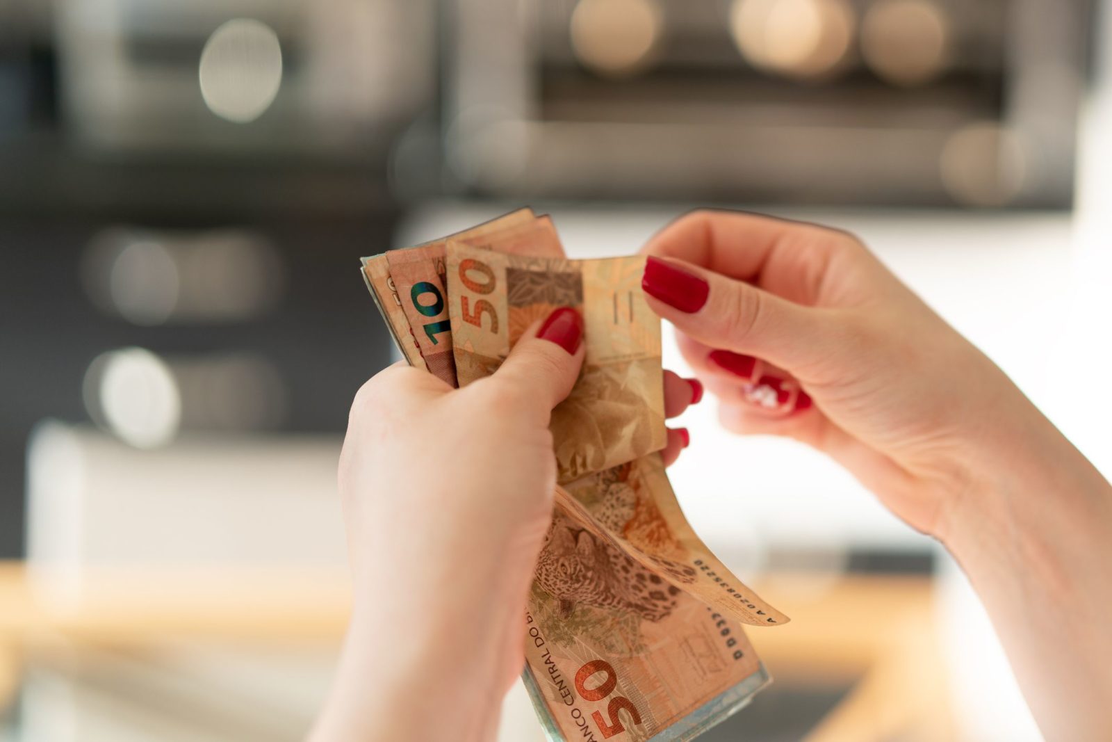 Rendimento dos mais ricos é quase 14 vezes maior que o dos mais pobres