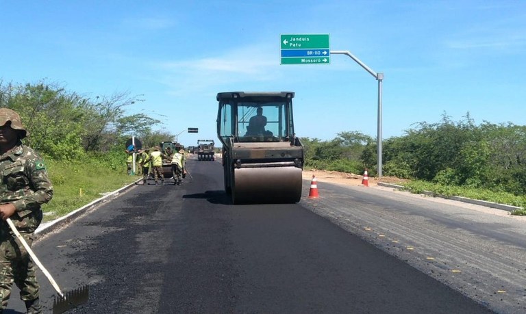 Governo prevê R$ 15 bilhões para manutenção de rodovias em 2026