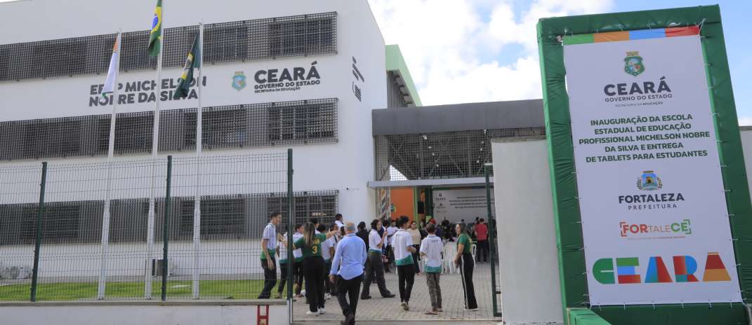 Governo do Ceará inaugura EEEP no Siqueira e beneficia mais de 500 estudantes