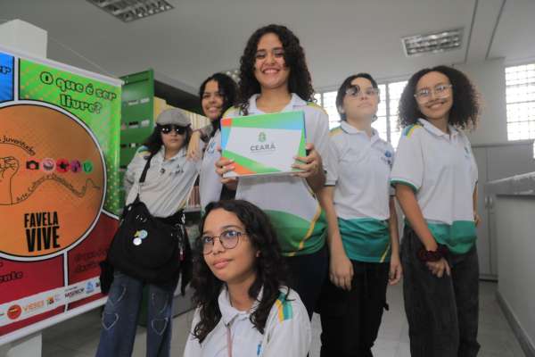 Governo do Ceará inaugura EEEP no Siqueira e beneficia mais de 500 estudantes