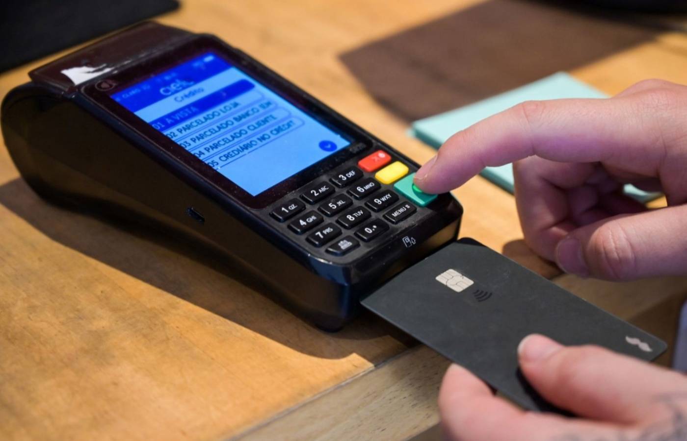 Indústria prevê mais crédito e endividamento em meio a juros altos