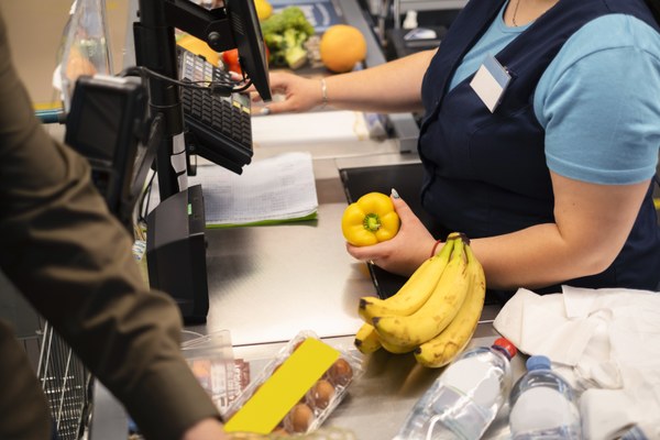 Regra para trabalho em feriados começa a valer nesta segunda