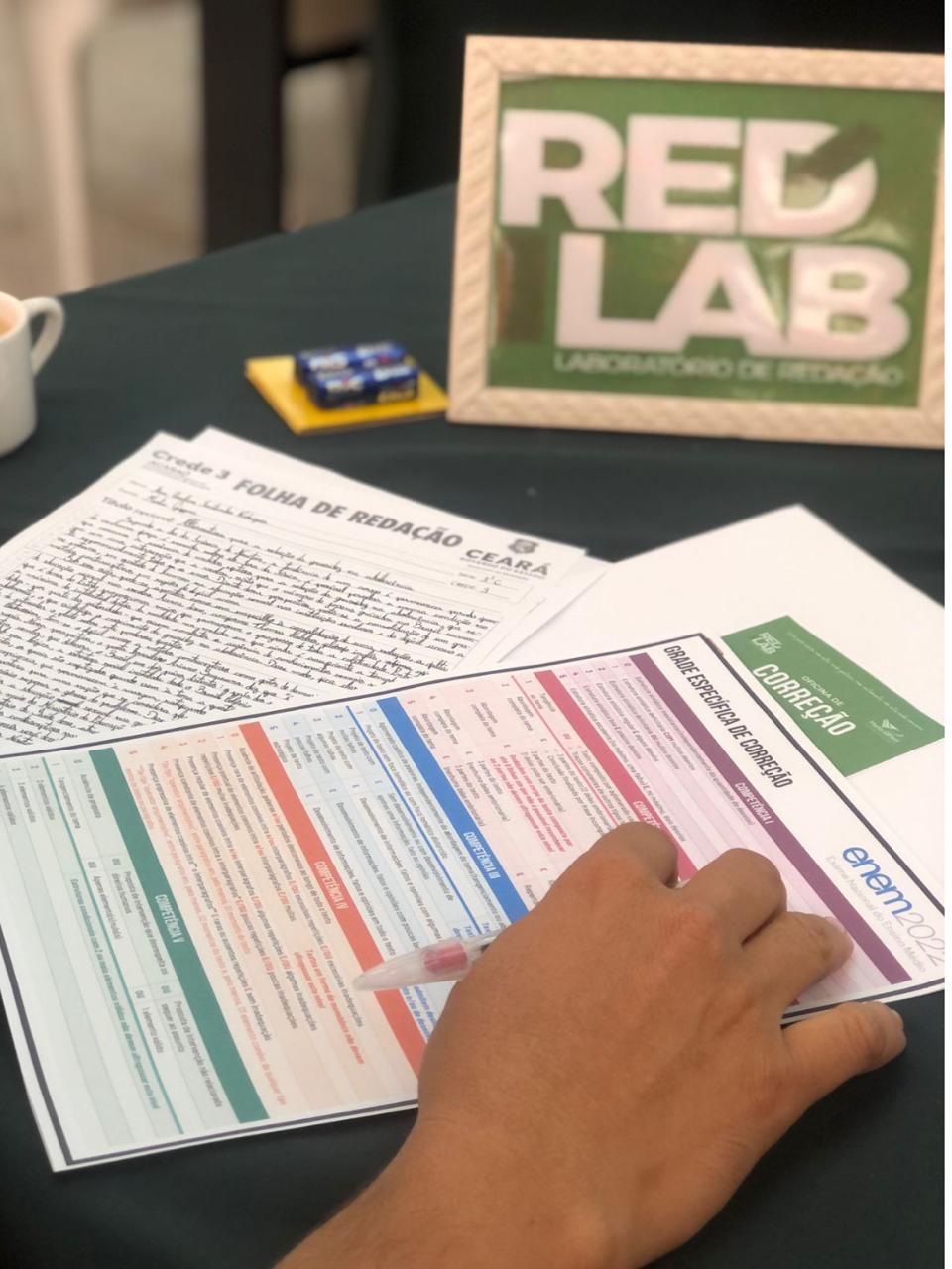 Ceará: 24 escolas estão entre as 100 melhores do país na redação do Enem 2025