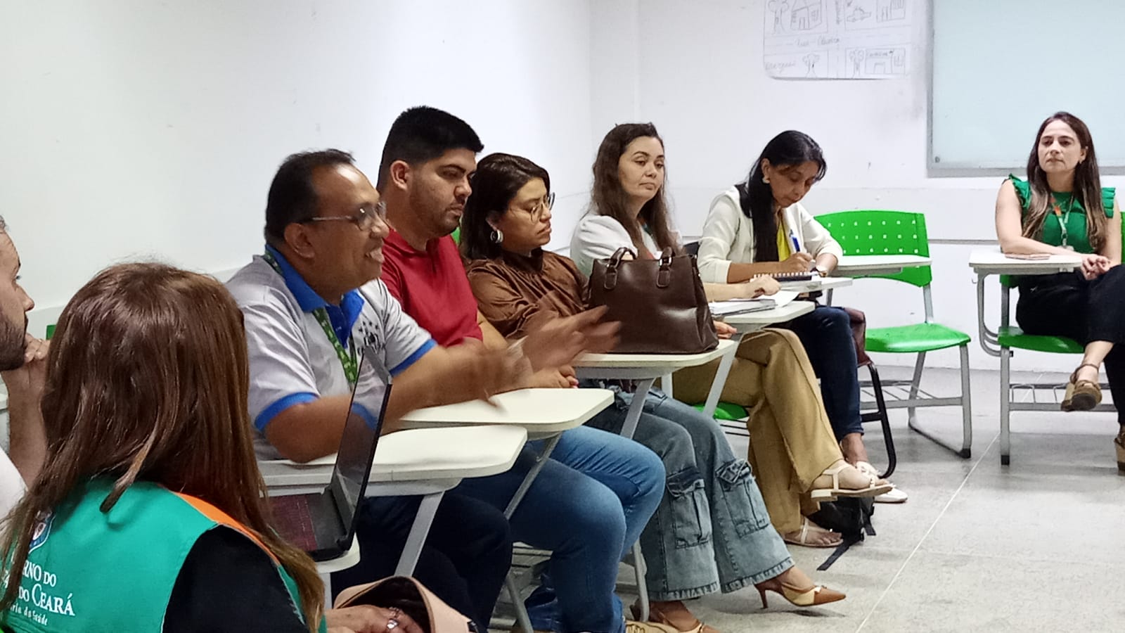 Falta de oxigênio provoca mortandade no Açude do Cedro e reúne força-tarefa