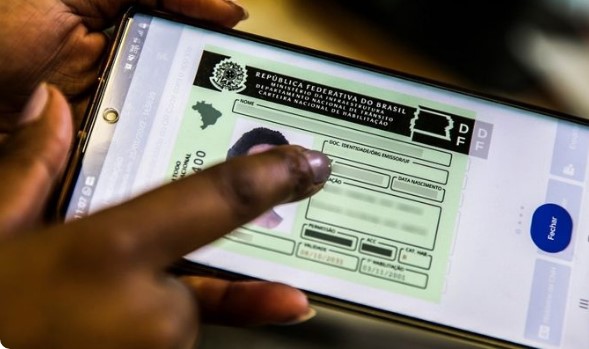Carteira de motorista gratuita: saiba como funciona a CNH Social