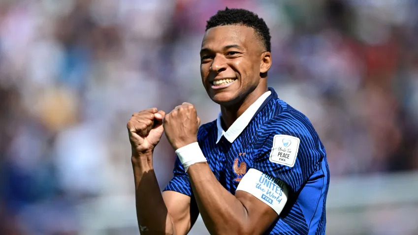 Mbappé bate recorde histórico em jogos eliminatórios da Copa