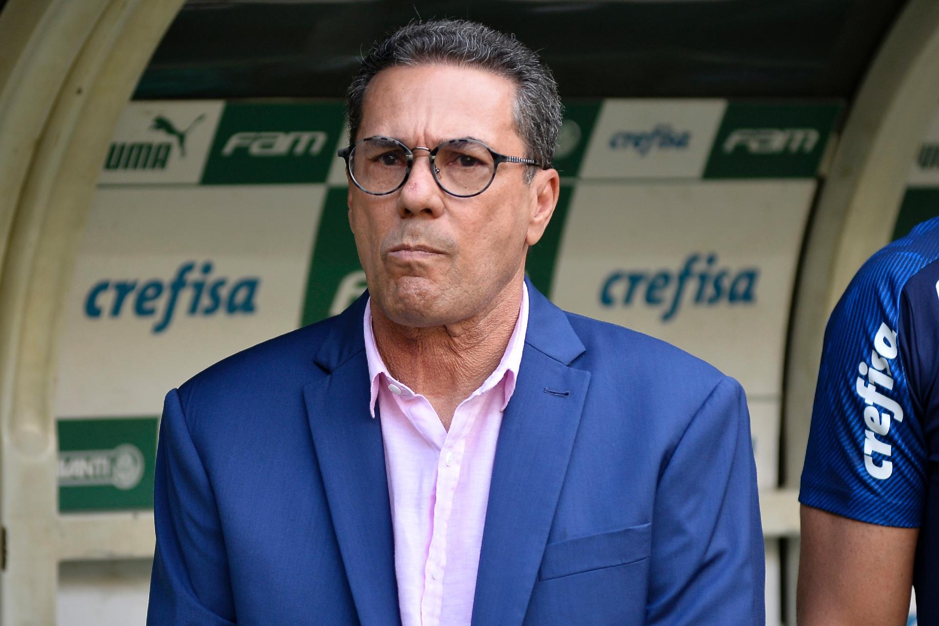 Vanderlei Luxemburgo antes de partida entre Palmeiras e Ferroviária, em março de 2020