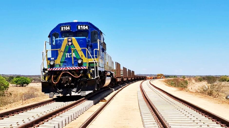 Ferrovia e Trem