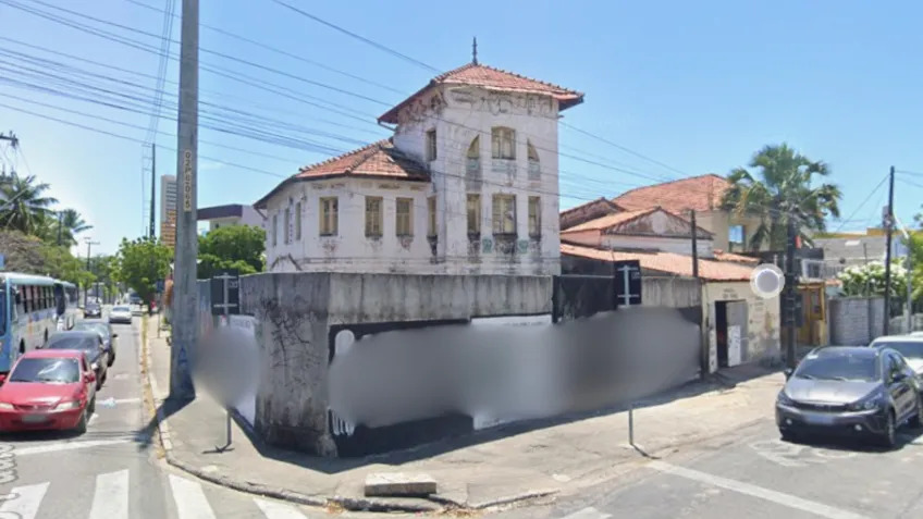 Bangalô histórico de Fortaleza terá obras para evitar risco de desabamento