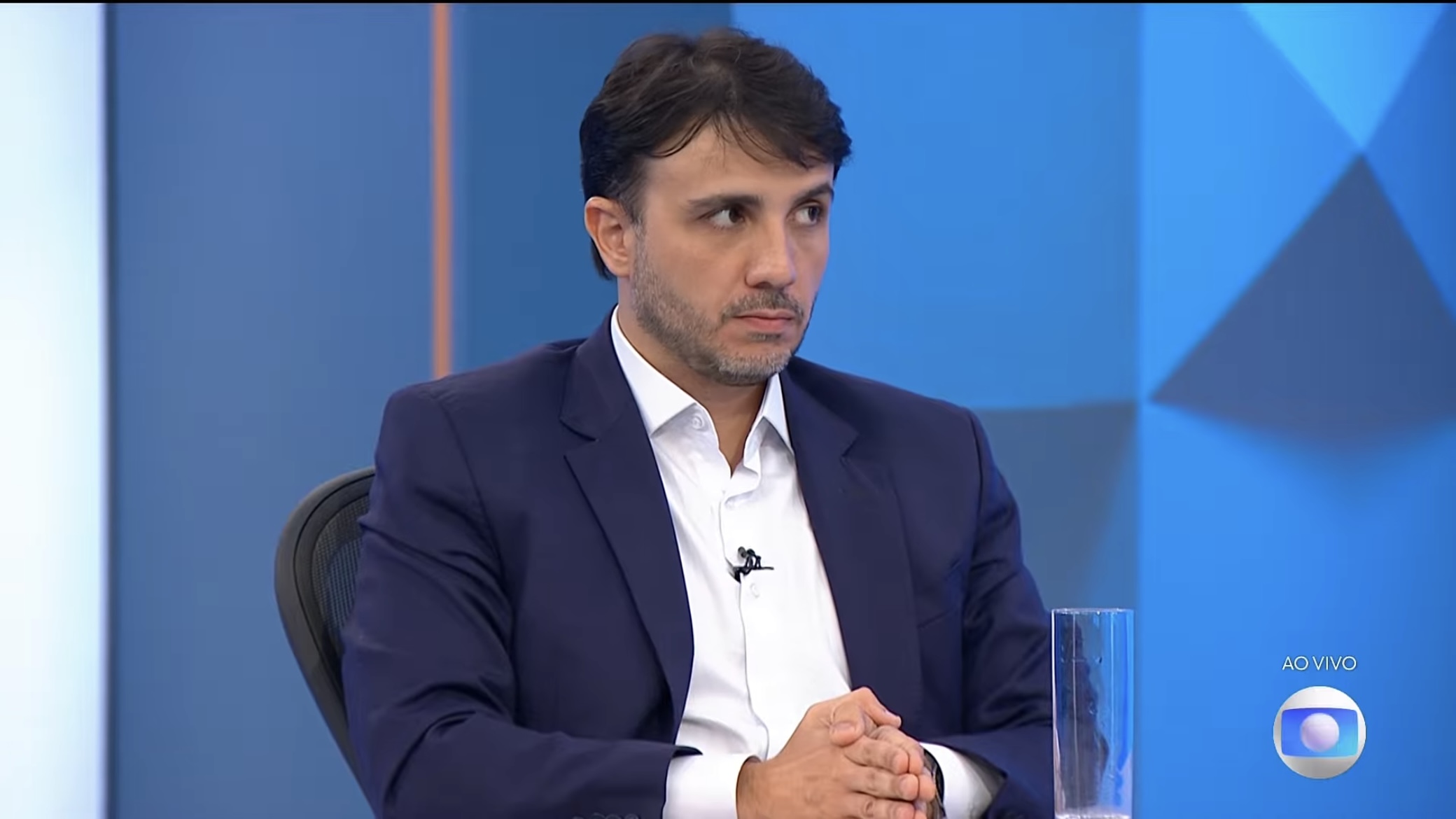 Renan Santos em sabatina no Jornal Nacional, da TV Globo | Foto: Reprodução/TV Globo