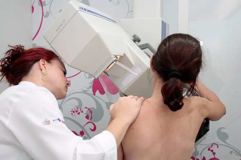 SUS registra aumento de 54% nas cirurgias plásticas mamárias em dez anos