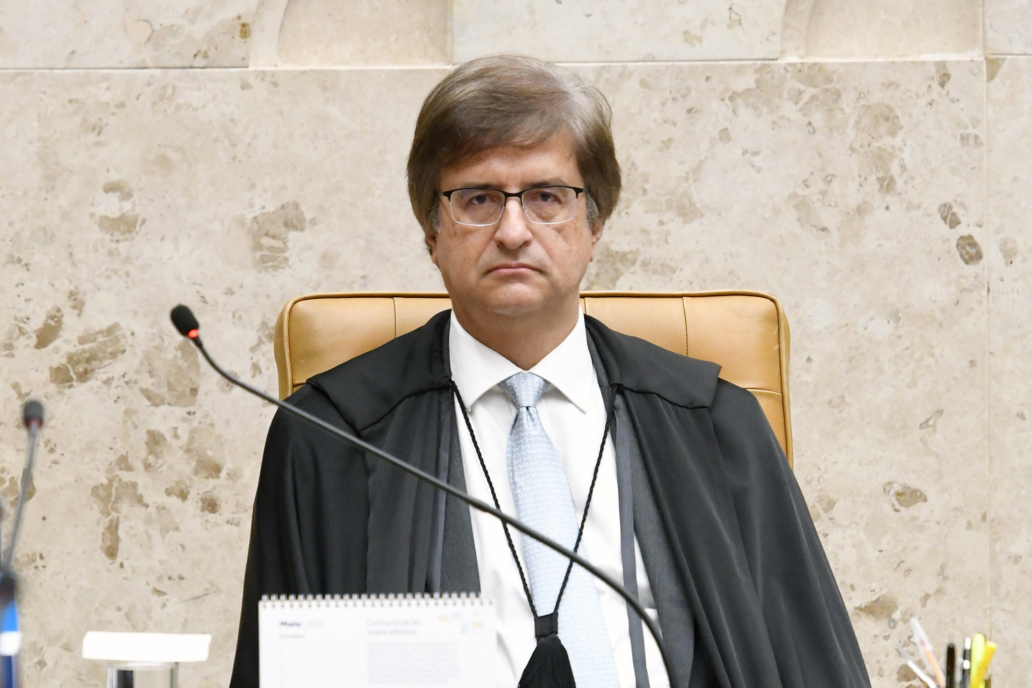 Fachin se manifesta após mensagens entre Vorcaro e Moraes