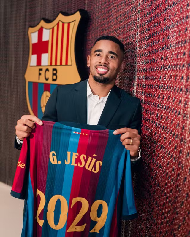 Barcelona contrata Gabriel Jesus por cerca de R$ 60 milhões