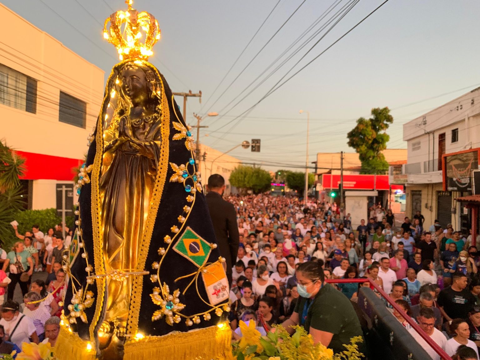 Nossa Senhora Aparecida: confira horários de missas e procissão em Fortaleza