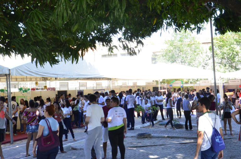 Feira das Profissões: Uece estima receber 12 mil estudantes nesta quinta (22)
