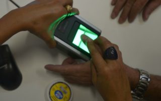 INSS alerta para golpe sobre bloqueio de benefícios por falta de biometria