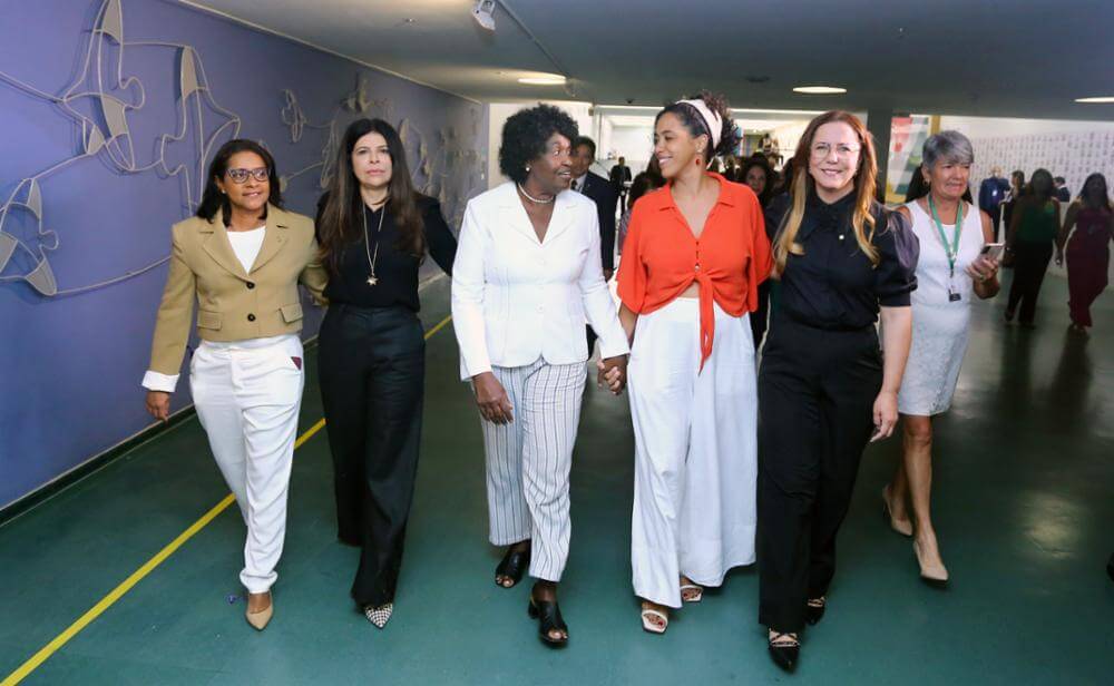 Câmara e Senado terão maior número de mulheres da história